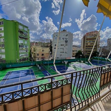 Coral Apartment - City Center Тирана Екстериор снимка