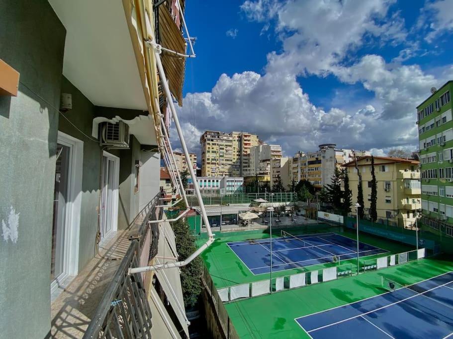 Coral Apartment - City Center Тирана Екстериор снимка
