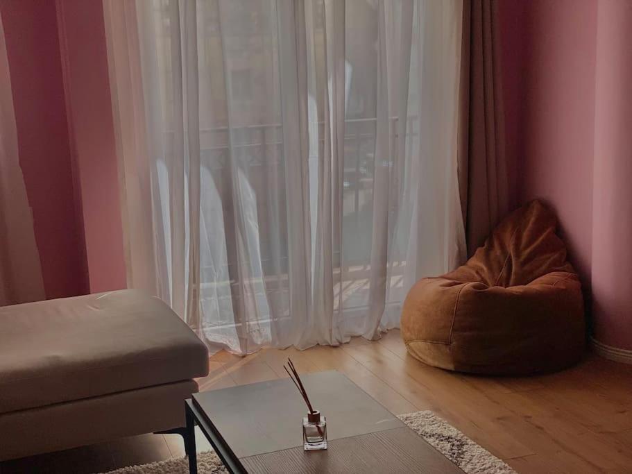 Coral Apartment - City Center Тирана Екстериор снимка